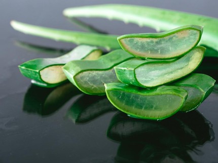 5 Skincare Bahan Alami yang Ampuh Hilangkan Flek Hitam, Bunda Wajib Coba