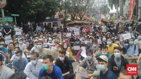 Pengungsi Afghanistan Demo, Tutup Jalan di Pusat Kota Jakarta