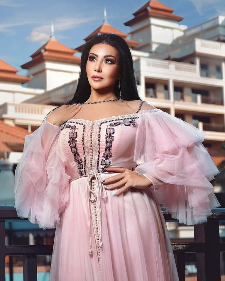 Potret Somaya El-Khashab Artis Mesir yang Viral Ledek Ukuran Kelamin Eks Suami Artis Mesir yang bernama Somaya El-Khashab mendadak viral karena meledek ukuran kelamin eks suami. Yuk kita intip potretnya!