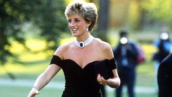 Meski Jadi Fashion Icon, Ternyata 5 Gaya Berpakaian Putri Diana Ini Dianggap Kontroversial Meski Jadi Fashion Icon, Ternyata 5 Gaya Berpakaian Putri Diana Ini Dianggap Kontroversial