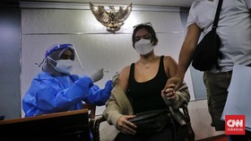 Kemenkes Isyaratkan Vaksin Sinopharm untuk Booster Berbayar