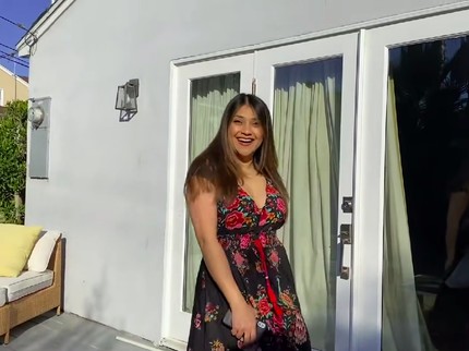 7 Potret Rumah Sarah Azhari di Amerika Serikat, Halaman Luas untuk Pesta BBQ