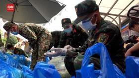 VIDEO: Vietnam Kerahkan Tentara Pastikan Lockdown Ketat