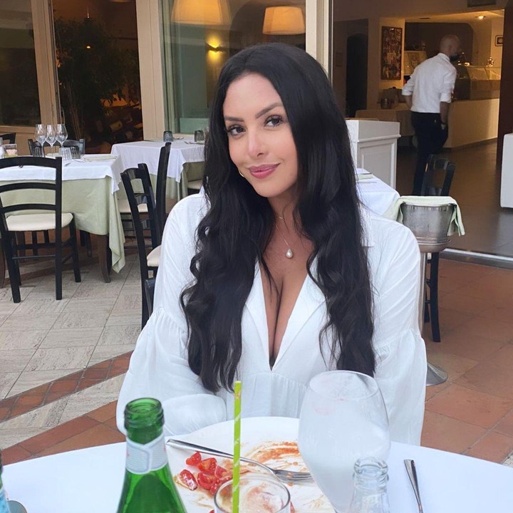 <p>Vanessa sendiri terlahir dengan nama asli Vanessa Cornejo Urbieta, Bunda. Ia merupakan mantan model dan selebgram di Amerika Serikat. (Foto: Instagram: @vanessabryant)</p>