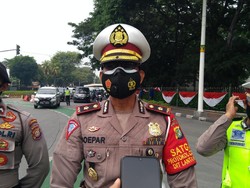 PPKM Level 3, Polisi Klaim Makin Sedikit Mobil Diputar Balik di Gage Sudirman