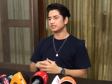 img-title Berperan Sebagai Tukang Tikung, Zikri Daulay: Itu Tentang Syakir Daulay