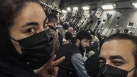 Kesaksian Diva Afghanistan Lepaskan Diri dari Kuasa Taliban