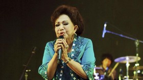 Penyanyi Senior Elly Kasim Meninggal Dunia