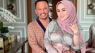 Jennifer Dunn Lepas Hijab, Inikah Buktinya?