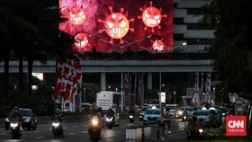 PPKM Berakhir Besok: Vaksinasi Naik, Kasus Melandai