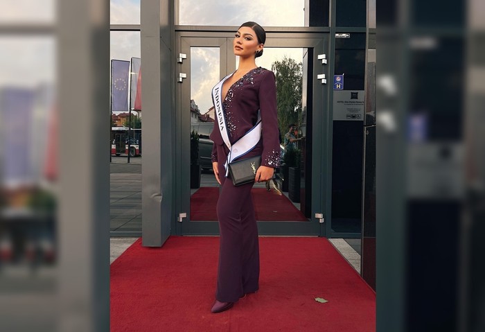 Jihane juga menggunakan jumsuit berwarna plum hasil karya Denny Opulence saat menyelesaikan sesi Supra Deep Interview dan Supra Chat dengan Ann/Foto: Instagram/jihanealmira