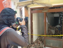 Tragedi Rumah Ambruk di Surabaya yang Tewaskan Satu Penghuninya