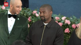 VIDEO: Kanye West Ajukan Pergantian Nama Jadi YE