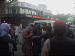 Bom Bunuh Diri di Luar Bandara Kabul Tewaskan 12 Tentara AS