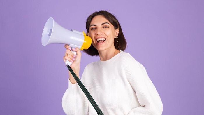 Seru dan Anti Bosan, Ini 3 Rekomendasi Akun TikTok untuk Belajar Public Speaking yang Wajib Kamu Follow!