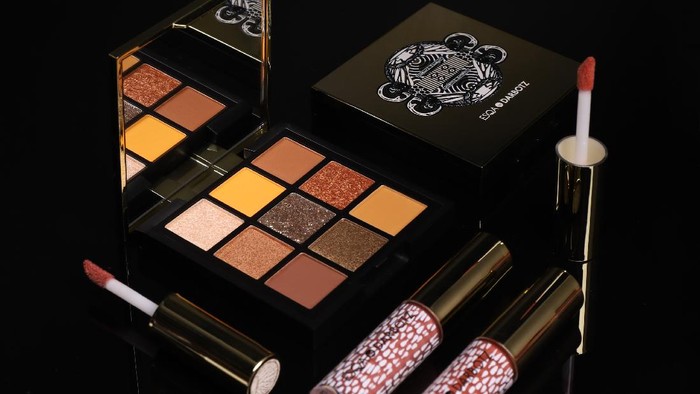 Makeup Natural Hingga Bold dengan Koleksi Baru ESQA X Darbotz