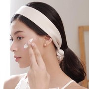 5 Moisturizer untuk Perbaiki Skin Barrier yang Rusak, Terbaru Ada dari Elshe Skin!