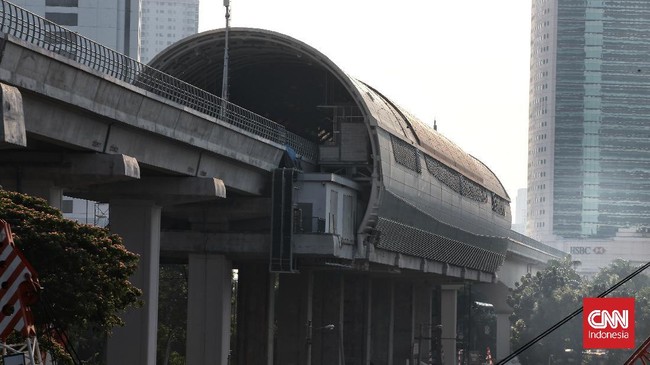 PT Kereta Api Indonesia (KAI) menargetkan LRT Jabodebek mulai beroperasi Agustus 2022.