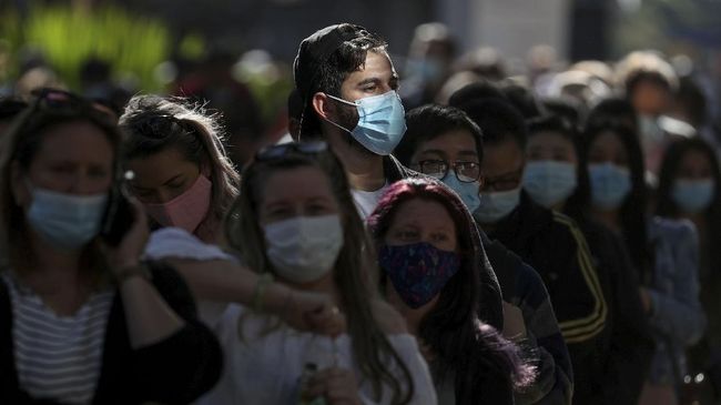 Australia Buka Pintu Terbatas, 130 Ribu Siswa Asing Terkatung Nasib 130 ribu mahasiswa asing terkatung-katung setelah Australia mengumumkan membuka perbatasan secara terbatas dengan prioritas warga negara setempat.
