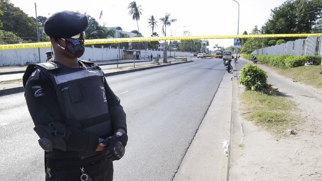 FOTO: Penembakan Dekat Kedubes Prancis di Tanzania