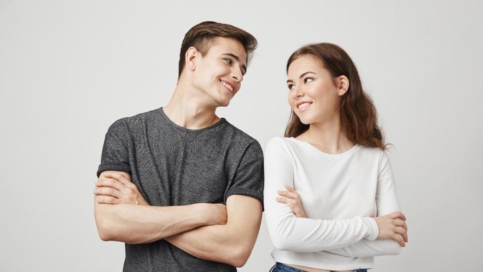 Tanda Sahabat Naksir Sama Kamu, Siap Ganti Status Sahabat Jadi Cinta?