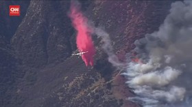 VIDEO: Penampakan Kebakaran South Fire di AS dari Udara