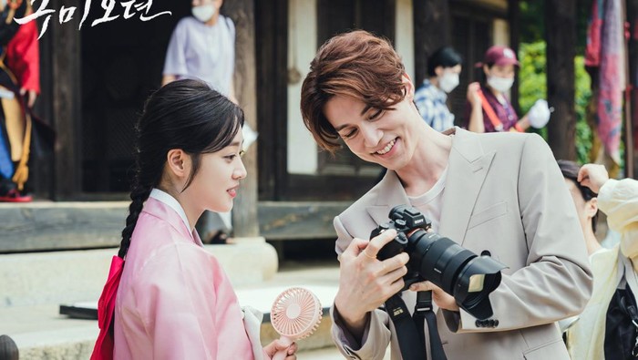 Drama Korea yang Mengisahkan Cinta Beda Dunia, Dijamin Bikin Baper!