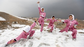 FOTO: Merdeka Perempuan Afghanistan Sebelum Taliban Berkuasa