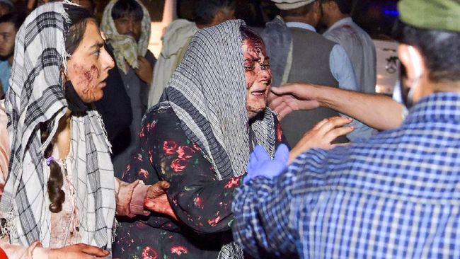 Di kabul usai serangan masjid gempur habis isis taliban Taliban Gempur