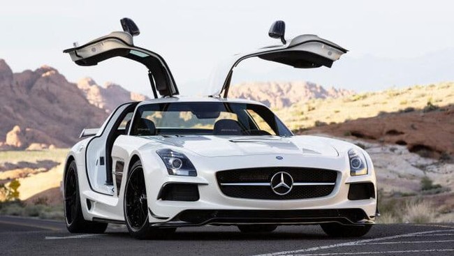 BMW dan Mercedes-Benz berpotensi menjadikan Indonesia sebagai basis produksi produk mobil ramah lingkungan untuk ekspor ke Australia.