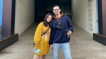 img-title Ini yang Bikin Istri Panik Saat YouTube Denny Sumargo Diretas