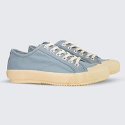 Rekomendasi Sneakers Lokal dengan Harga Terjangkau! Yuk Tampil Stylish Sambil Dukung Local Brand