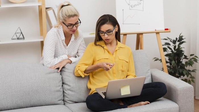 5 Zodiak Ini Dikenal Terlalu Serius Saat Mengerjakan Sesuatu, Sstt... Kamu Jangan Suka Ganggu Deh! 5 Zodiak Ini Dikenal Terlalu Serius Saat Mengerjakan Sesuatu, Sstt... Kamu Jangan Suka Ganggu Deh!