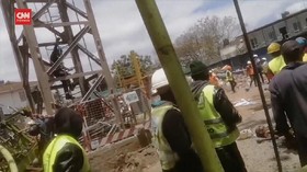 VIDEO: Crane Proyek Jatuh, 9 Orang Tewas