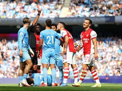 Man City Unggul 3-0 atas 10 Pemain Arsenal di Babak I