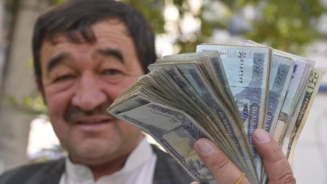 Afghanistan’s Banking System Threatens to Collapse