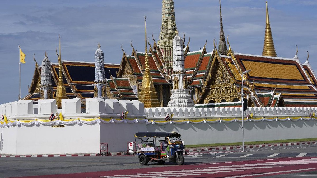 FOTO: Pasang Surut Wisata Asia di Tahun Kedua Pandemi