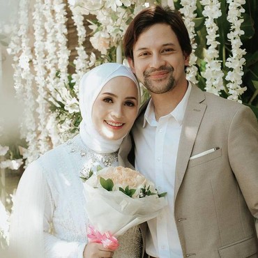 Selamat, Lucky Perdana dan Lidi Brugman Dikaruniai Anak Kedua