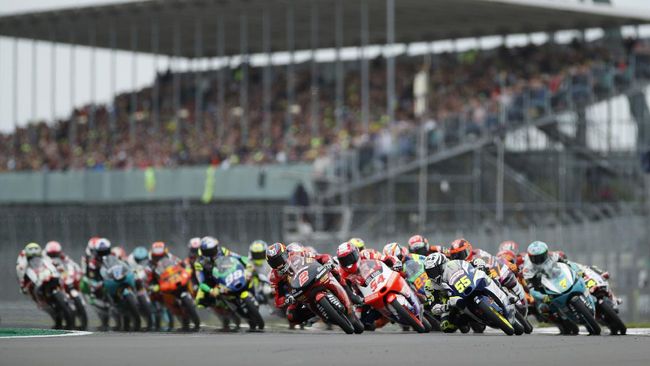 Hasil Moto3 Inggris 2021: Fenati Menang, Trio Italia Podium - Vimarsana News