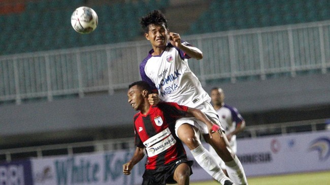 Tiga pemain muda disanksi larangan bermain selama 12 bulan atau satu tahun oleh Komite Disiplin (Komdis) PSSI, termasuk anak Jacksen F Tiago.