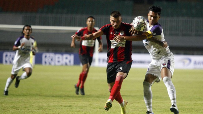 Mantan wasit nasional Purwanto menilai wasit membuat keputusan tepat dengan tidak mengesahkan gol Yevhen Bokhashvili dalam laga Liga 1 Persipura vs Persita.