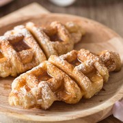 Kuliner Kekinian Ini Enak Tapi Bisa Bikin Perut Buncit, Duh!