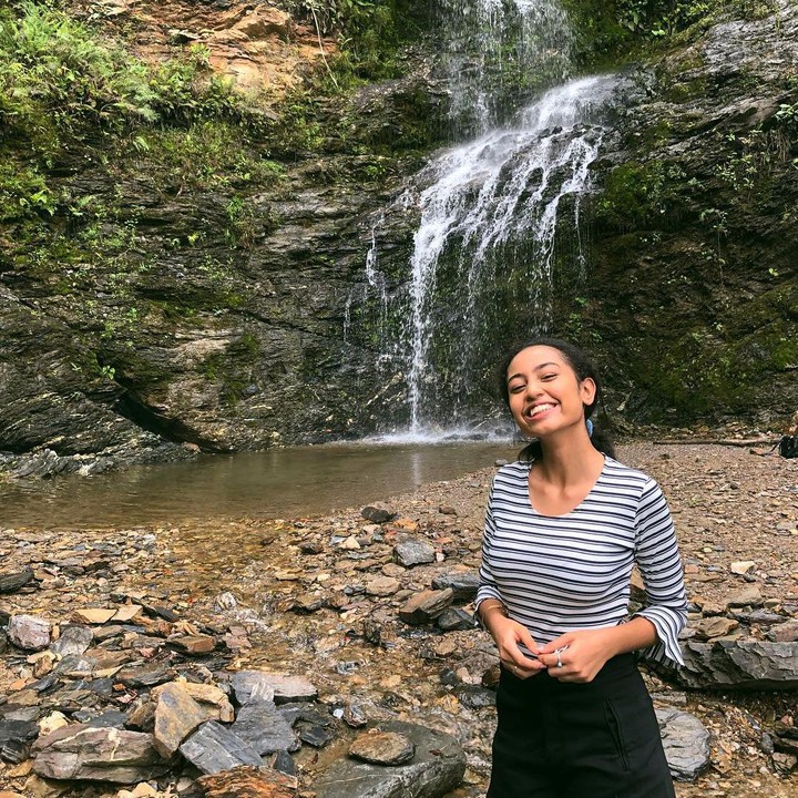 <p>Sebelum menikah dengan Krisdayanti, Raul Lemos pernah membina rumah tangga dengan wanita bernama Shechan Sagran. Dari pernikahannya, ia dikaruniai seorang putri cantik yang kini sudah beranjak dewasa, lho. (Foto: Instagram: @athalialemos)</p>