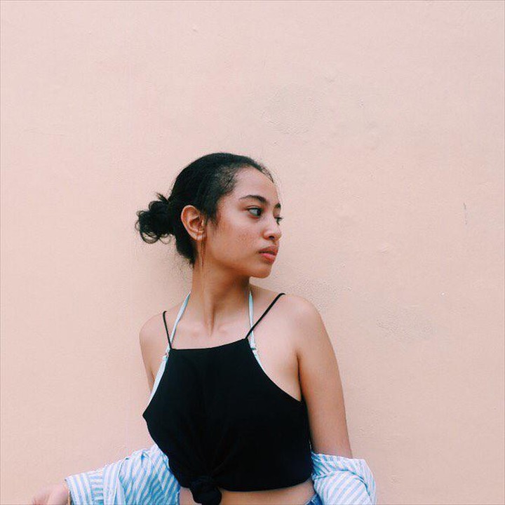 <p>Tak hanya punya wajah yang cantik dan menawan, Athalia juga memiliki bentuk tubuh yang bikin siapa saja iri, Bunda. Ia pun kerap membagikan potret cantiknya di laman Instagram. (Foto: Instagram: @athalialemos)</p>