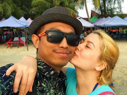 Terpopuler: Resep ala Nabi Muhammad-Kisah Cinta Bule Rusia Nikahi Pria Surabaya