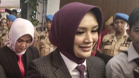 Bupati Probolinggo dan Suami Diterbangkan ke Jakarta Usai OTT