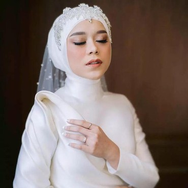 Lirik Lagu Insan Biasa - Lesti Kejora