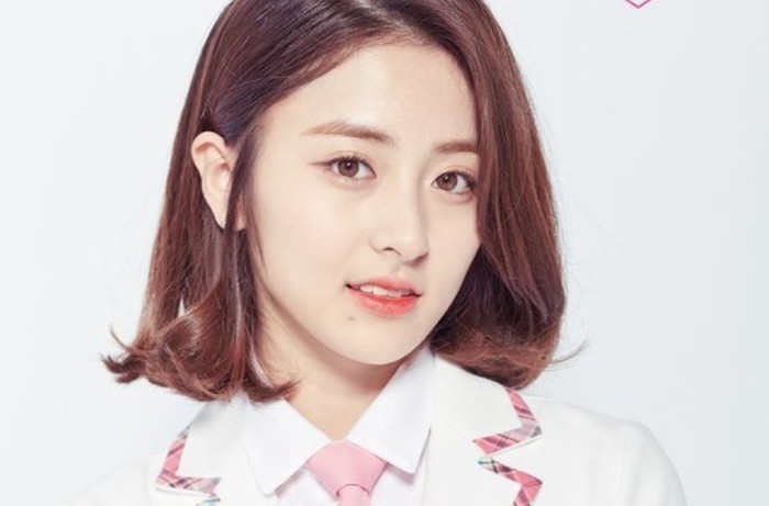 Heo Yun Jin pertama kali diperkenalkan ke publik sebagai trainee Pledis Entertainment pada tahun 2018, melalui ajang Produce48. (Foto: Instagram.com/yunjinsite)