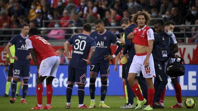 Kylian Mbappe jadi sosok pelayan buat Lionel Messi di laga Reims vs Paris Saint-Germain (PSG) pada pekan keempat Liga Prancis.
