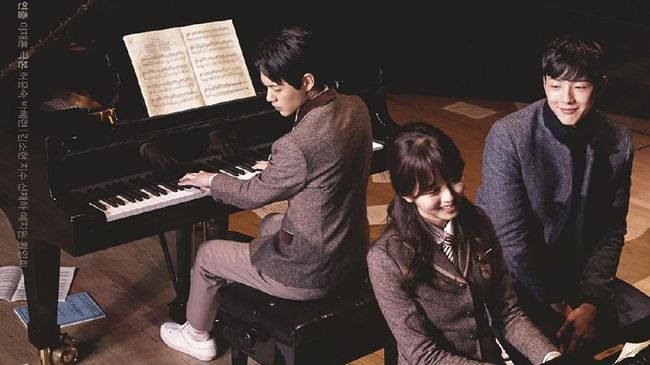 Drama Korea Page Turner termasuk ke dalam minidrama karena hanya berjumlah tiga episode yang dibintangi aktris dan aktor kenamaan. Berikut sinopsisnya.